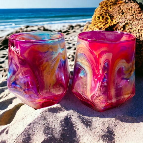 Hand Crafted Other - (2)Geometric/Wine Glass Set